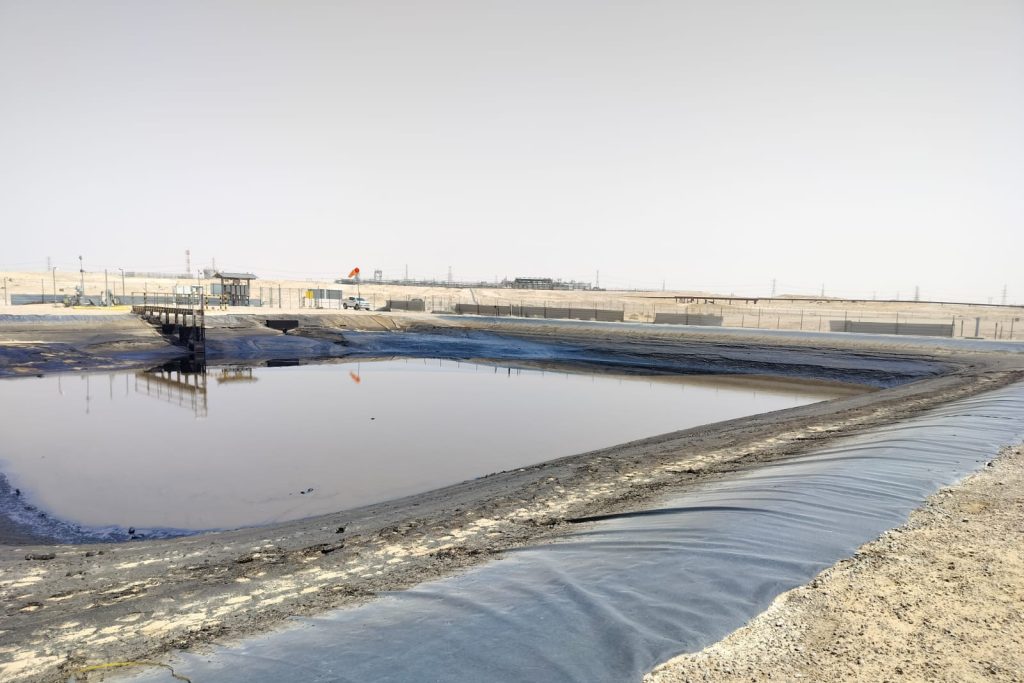 Oil pond lining repair and replacement