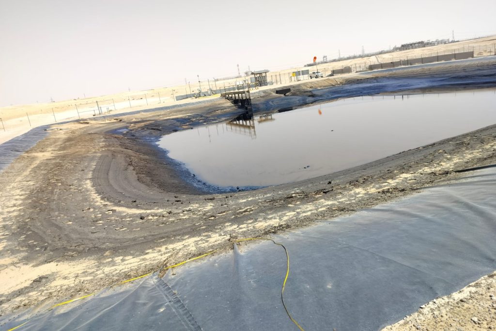 Oil pond lining repair and replacement